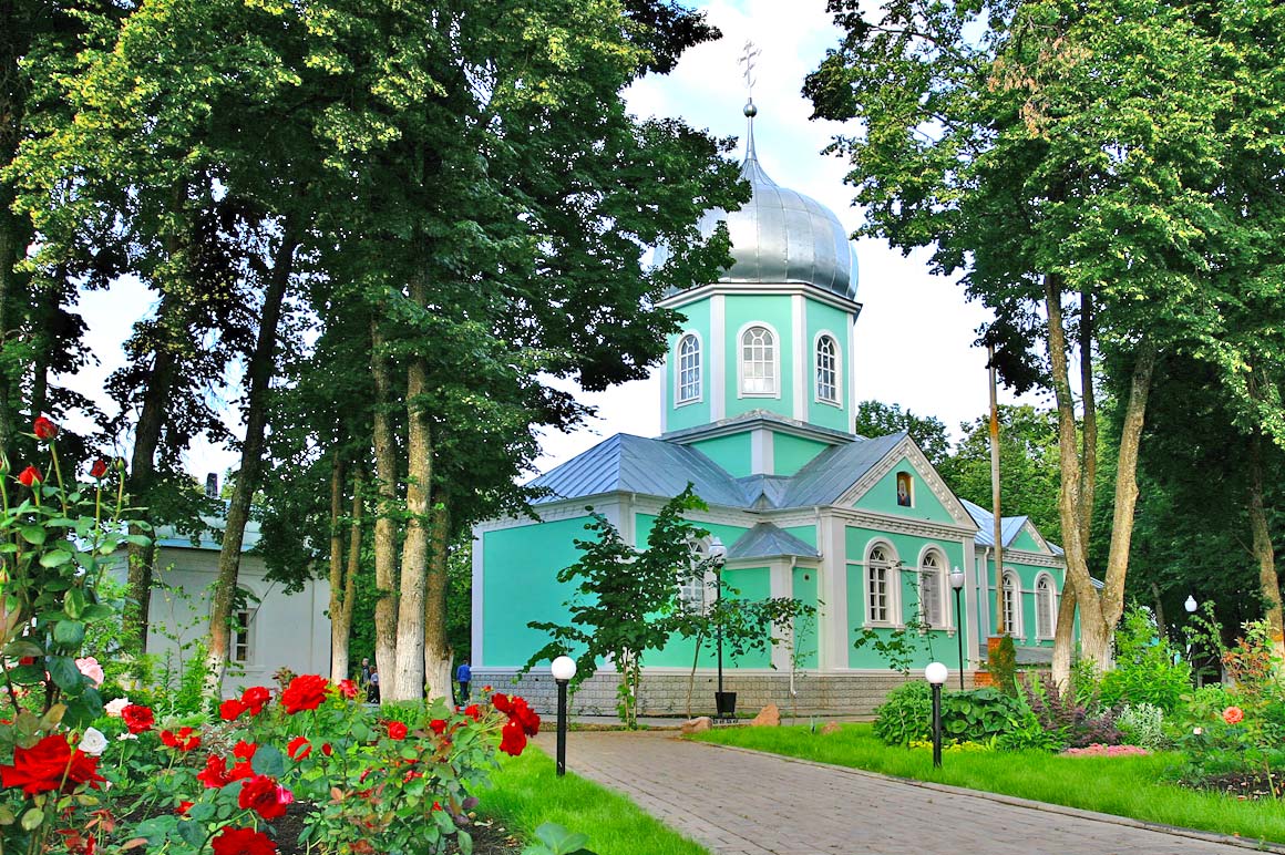 Серафимо саровский храм