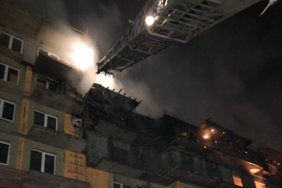 Пожар в полысаево. Пожар в новосибирске ленинский район. Пожар в ленинске кузнецком сегодня. Пожар в саратове сейчас в саратове. Что сейчас горит в ленинске.