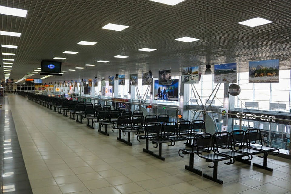 Здание аэропорта иркутск